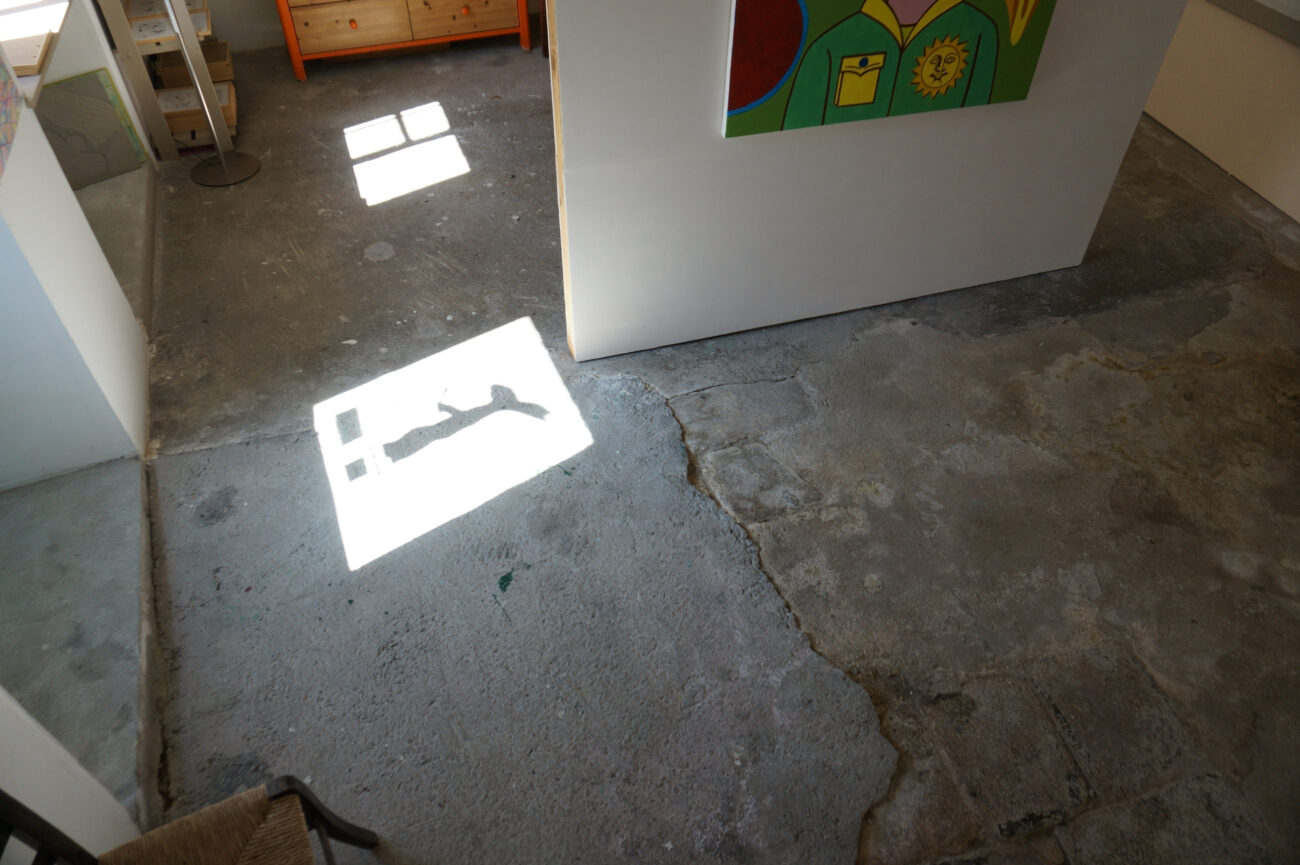 exposition été Benoit Andro 2026 peintre plasticien peinture et dessins vue de l’accrochage