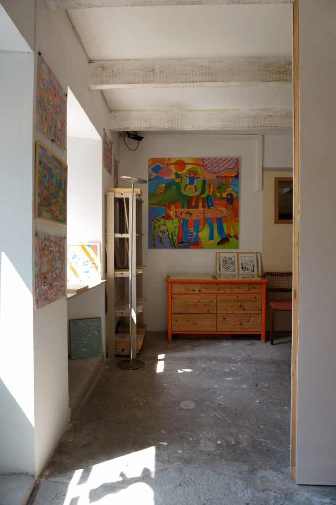 exposition été Benoit Andro 2026 peintre plasticien peinture et dessins vue de l’accrochage